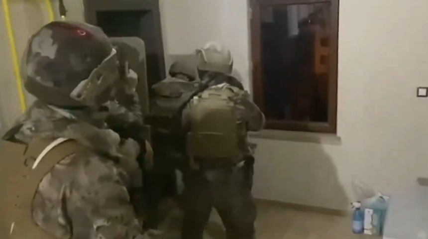 Yasa dışı bahis oynayan da var sanal tacizciler de! 29 ilde 110 kişi yakalandı, banka hesapları dudak uçuklattı