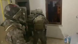 Yasa dışı bahis oynayan da var sanal tacizciler de! 29 ilde 110 kişi yakalandı, banka hesapları dudak uçuklattı