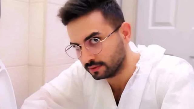 Sevgilinle nasıl öpüşeceksin? diye sorulmuştu! Kadir Ezildi evlilik kararı aldı, işte sevgilisi...