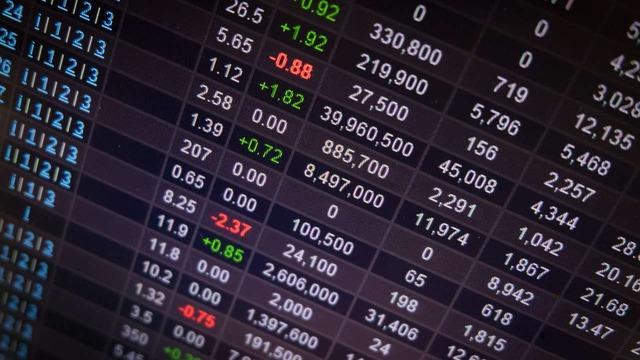 Yurt dışı yerleşikler hissede satış yaptı