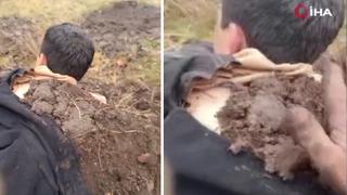 Iğdır'da yıldırım çarpan çocukları hemen toprağa gömdüler! Herkes o anları paylaşıyor: Mucizevi kurtuluş! 