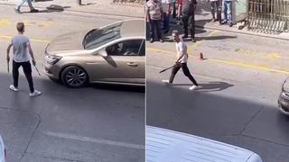 Yer: Ümraniye! Samuray kılıcıyla trafiği kesip adeta terör estirdi