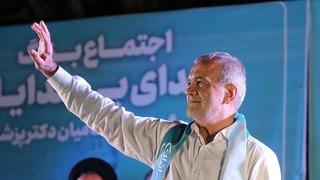 İran'da 9. Cumhurbaşkanı Ben Türk'üm diyen Mesud Pezeşkiyan oldu!