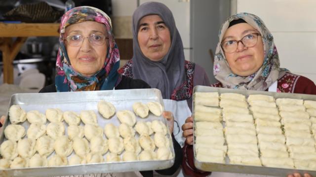 Annelerinden öğrendiği hamur işleri geçim kaynakları oldu! Alın terimle çocuklarımı büyüttüm