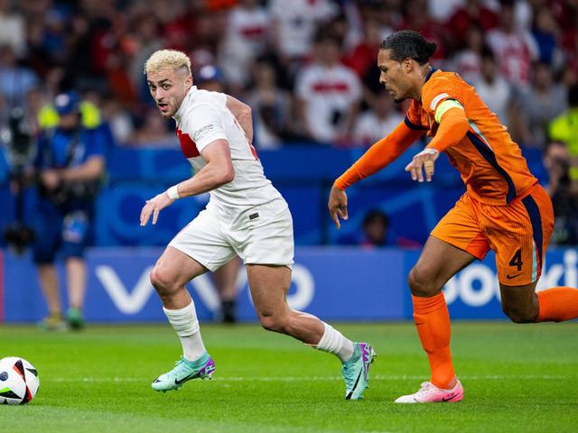 Virgil van Dijk, Barış Alper'i öve öve bitiremedi