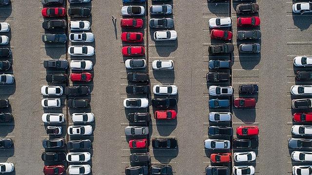 Bazısı hacizli, bazısının sahibi yok! Otoparklar doldu taştı! 'Yediemin'deki araçların satışında değişiklik! 6 ay sonra... 