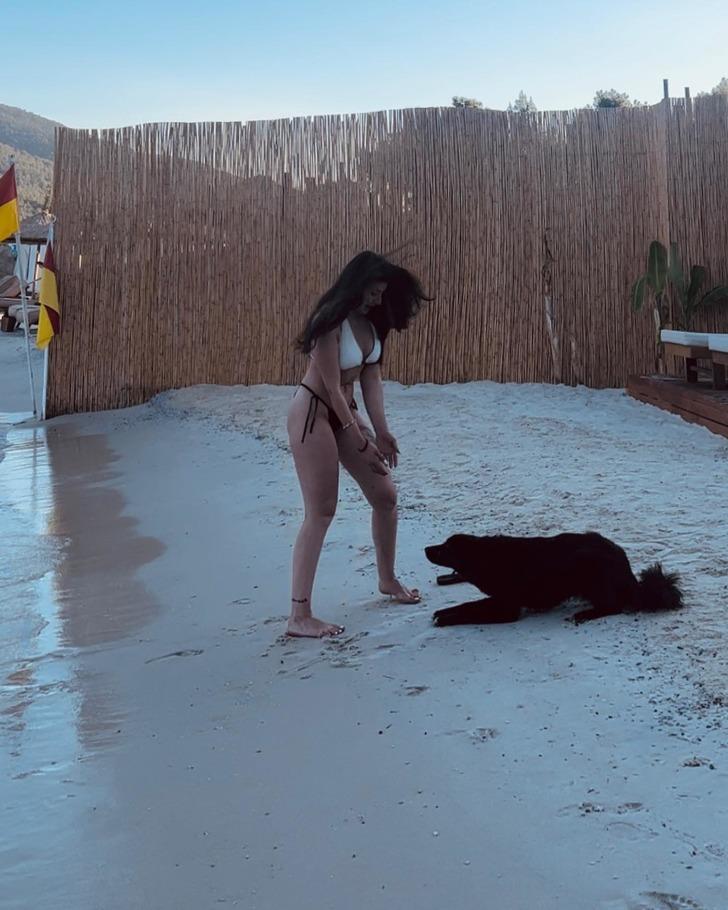 Arda Güler'in ablası güzelliğiyle büyülemeye devam ediyor! Hollanda maçı sonrası yine paylaşım yaptı, takipçi sayısı uçtu gidiyor... G4