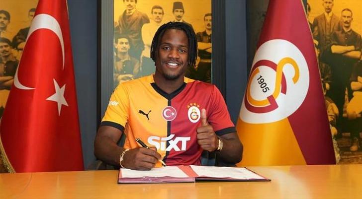 FENERBAHÇELİLERİ KIZDIRACAK SÖZLERİ: BU RENKLERİ...