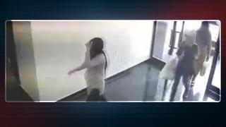 Kamera görüntüsü ortaya çıktı, 'Bu mahalleye hiç gitmedim' dedi! Kadın hırsızlar, 360 bin liralık altın çaldılar