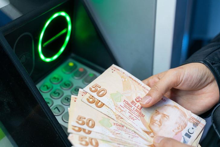 ATM'lere yeni işlem menüsü geldi! Bu işlemleri yapanların banka kartını yutacak: Merkez Bankası'ndan yeni karar