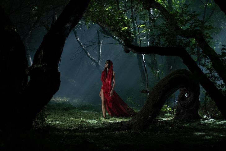 Serenay Sarıkaya ve Burak Deniz başrolde! Şahmaran 2. sezon kareleri sosyal medyayı salladı G5