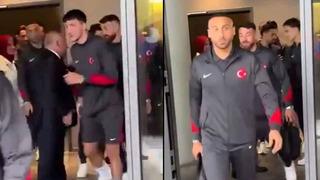 Mehmet Büyükekşi ile tokalaşmayıp arkasından geçmişti! Cenk Tosun'dan açıklama geldi