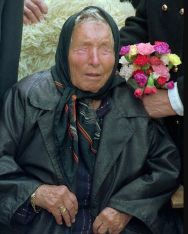 Ünlü mistik Baba Vanga'nın kehaneti tedirgin etmeye yetti! "Çöküş başlayacak" dedi... Tarih verince gözler üzerine çevrildi