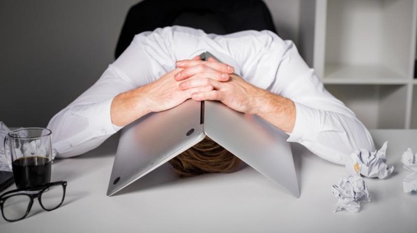 Stres ve aşırı heyecan kalp ritmini bozuyor!