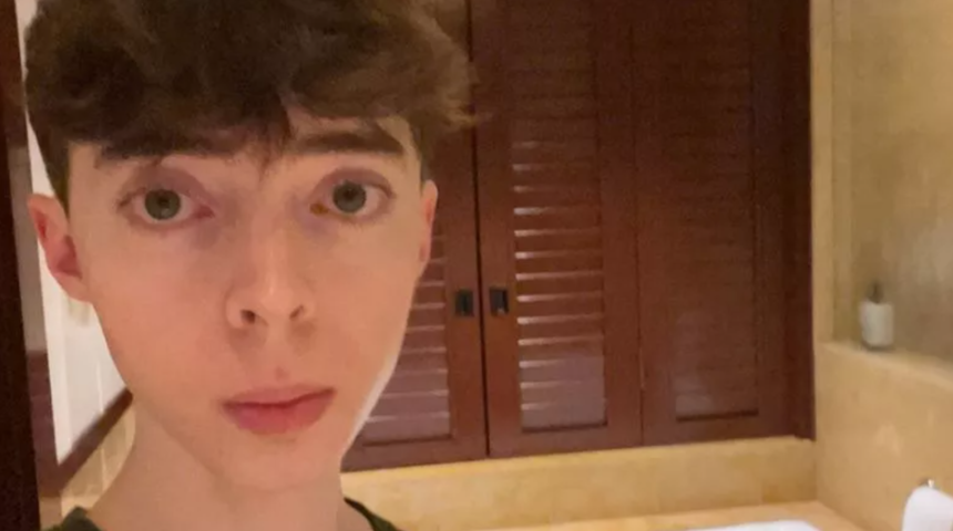 35 yaşında ama g&ouml;ren 15 sanıyor! Gen&ccedil; g&ouml;r&uuml;n&uuml;m&uuml;n&uuml;n basit sırlarını tek tek a&ccedil;ıkladı