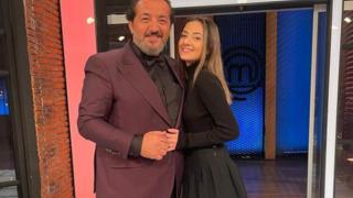 Herkes merak etmişti... MasterChef jürisi Mehmet Yalçınkaya'nın bahsettiği o dövme ortaya çıktı! Kızı Sude Yalçınkaya paylaştı