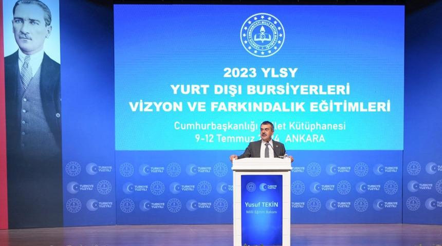 Milli Eğitim Bakanı Tekin’den olay yaracak açıklama: ‘Türkiye'deki azınlıklarla ilgili doktora tezi yapıyorlar. Buna karşıyım’