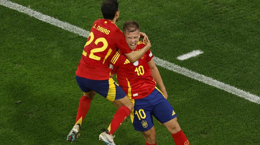 EURO 2024'te finalin ilk bileti İspanya'nın oldu! Fransa karşısında 1-0 geriye düşen İspanyollar maçı 2-1 kazandı...