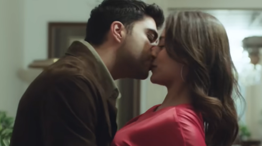 4 oyuncu birden ayrılmıştı! Kızılcık Şerbeti'nin Doğa'sı Sıla Türkoğlu diziye veda mı ediyor? İddialara nokta koydu