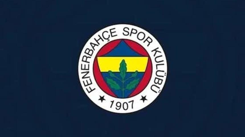 Uzun süredir gündemdeydi! Fenerbahçe'den gece 4'te transfer açıklaması