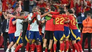 Türkiye formasıyla sahaya atladı, Morata'yı sakatladı! İspanya'nın sevinci yarım kaldı... 