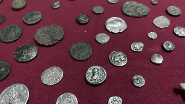 Türkiye'ye ait tarihi eserleri yurt dışına satıyorlardı! İzmir merkezli 24 ilde düğmeye basıldı