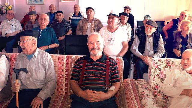 Türkiye giderek yaşlanıyor! Nüfus oranındaki son 3 yıldaki değişim dikkat çekti, çocuk ve genç nüfus azaldı