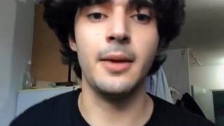 Sosyal medyada tartışma yaratan sözler! Bu neslin kızlarında bozukluk var diyerek sitem etti