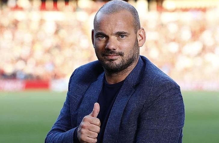 Kara para aklama iddiası g&uuml;ndem oldu! Wesley Sneijder'den a&ccedil;ıklama geldi