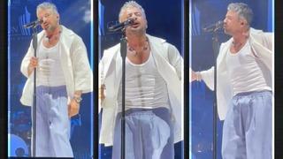 Yalı Çapkını'nın Orhan'ı Emre Altuğ bu defa sahnede kendinden geçti! Şalvarın önü potluk yapınca dile düştü