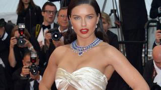 Adriana Lima'nın 15 yaşındaki kızı Valentina, Victoria's Secret podyumuna çıkacak! Tepki çekti