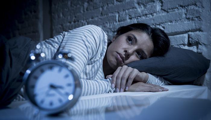 Uykusuzluk Neden Olur, Nasıl Tedavi Edilir?