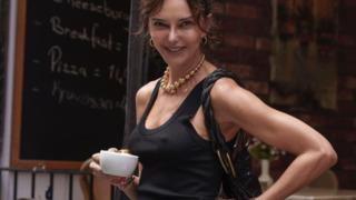 Taş Kağıt Makas'ın yıldızı Hande Ataizi'nin güzellik sırrı ortaya çıktı! Harcadığı para dudak uçuklattı! Son halini görenler inanamadı