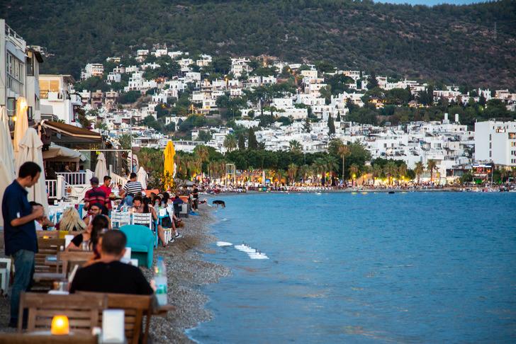 Pahalı lahmacunun acısı çıkıyor! Ne yerli turist kaldı, ne yabancı... Belediye başkanının 'Bodrum pahalı' isyanına güldüren yanıt: 'Bodrum ucuz, biz fakiriz'