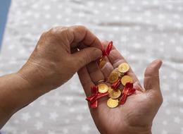 Kapalıçarşı kuyumcularından gram altın fiyatı tahmini! 'Altın almalı mı, satmalı mı?' sorusuna yanıt verdiler: Eylül ayı itibarıyla...