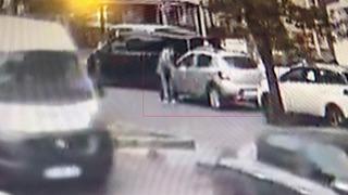 Yer: Esenyurt! Film sahnelerini aratmayacak hırsızlık: Sinyal kesici kullanıp...