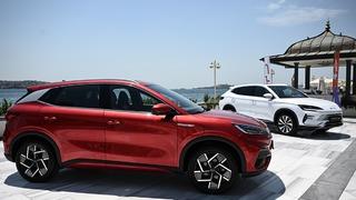 Çinli otomobil devi BYD fabrikasında yer belli oldu! Bakan Kacır canlı yayında duyurdu