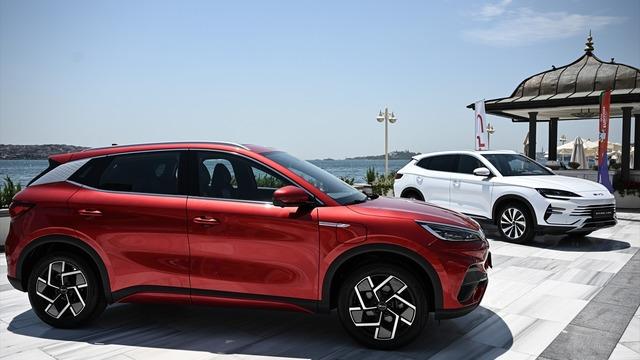 Çinli otomobil devi BYD fabrikasında yer belli oldu! Bakan Kacır canlı yayında duyurdu