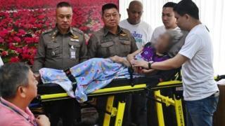 Alzheimer hastası yatalak yaşlı kadına bakıcısından korkunç muamele! Dişlerini kırdı... Her yeri morluk içindeydi