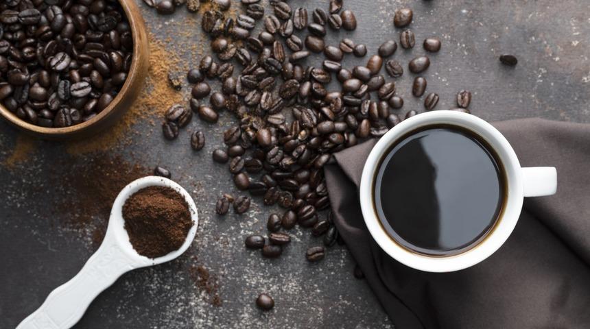 Yaz mevsiminde fazla kafein t&uuml;ketimine dikkat: Sıvı kaybına sebep oluyor