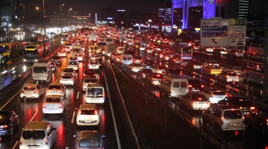 İstanbul trafik durumu! (22 Ocak İstanbul yol durumu)