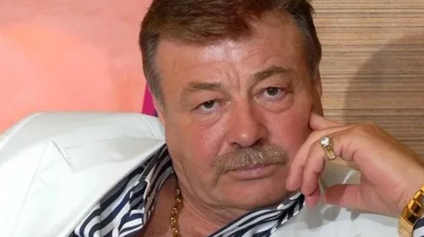 Yeşilçam'ın efsanesi Nuri Alço kontrole gitti apar topar ameliyata alındı! Sağlık durumu nasıl?