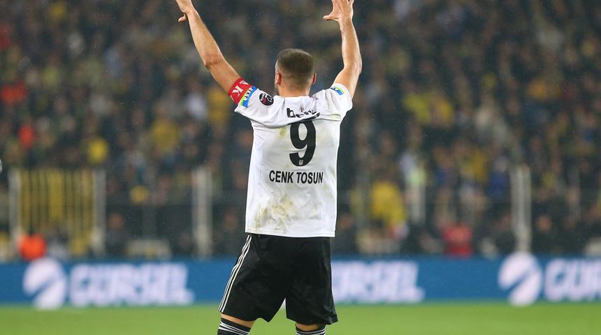 Cenk Tosun için olay yaratan sözler! ''Fenerbahçe'ye gitmesi suçtur! Cezası ömür boyu...''