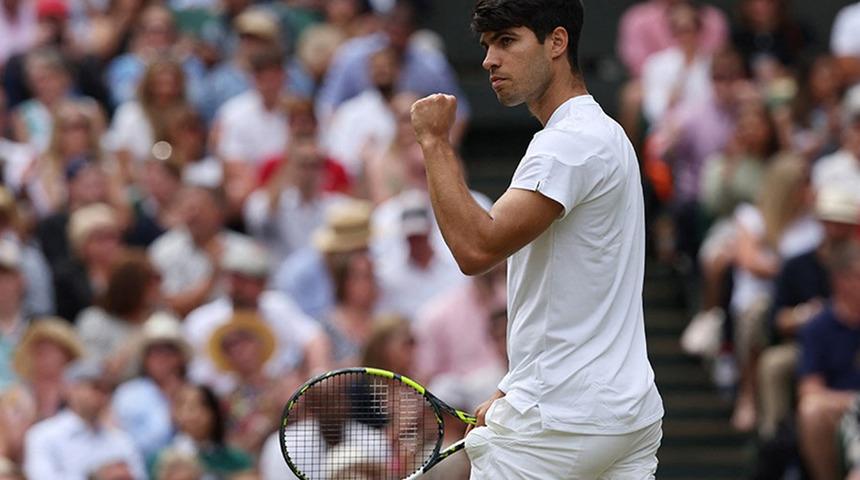 Wimbledon'da tek erkeklerde Alcaraz şampiyon oldu