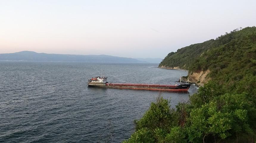 Mürettebat ihbar etti! Kaptan uyudu, gemi karaya oturdu