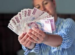 Emekliye ek zam komisyona geldi! İki maaşa daha zam: 9375 TL’ye yükseliyor