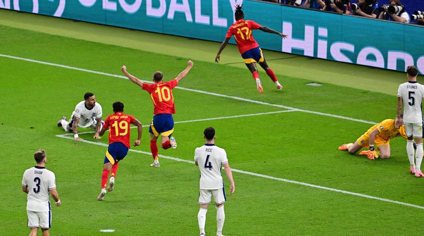 EURO 2024 şampiyonluğu işte böyle geldi! Maçın 90. dakikasında inanılması güç pozisyon