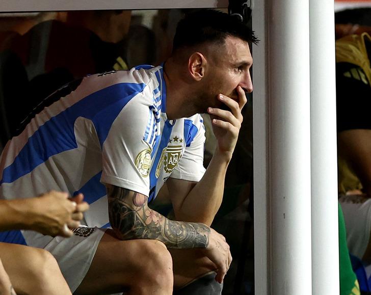 Messi'nin futbol hayatı bitebilir! Son maçta yaşadığı pozisyon görenlerin yüreğini burktu... G5