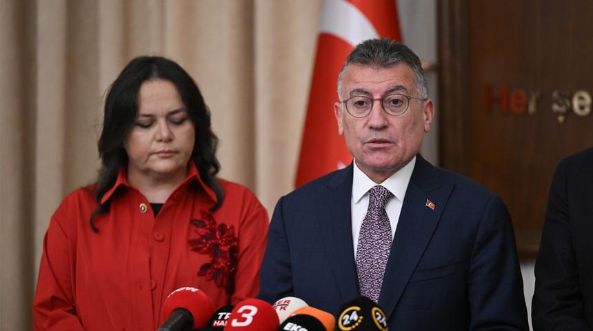 En düşük emekli maaşının açıklanma anına muhabirin sorusu damga vurdu! 'Adaletsizlik yok mu?' sorusuna AK Partili Güler'den yanıt