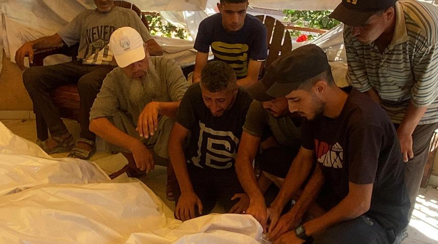 İsrail sivilleri vurmaya devam ediyor! 17 Filistinli hayatını kaybetti